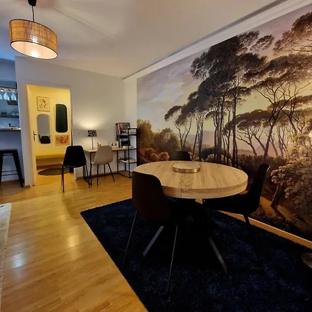 Chez Valérian, Gare De Appartement *