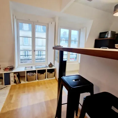 Chez Valerian, Gare De Apartamento *