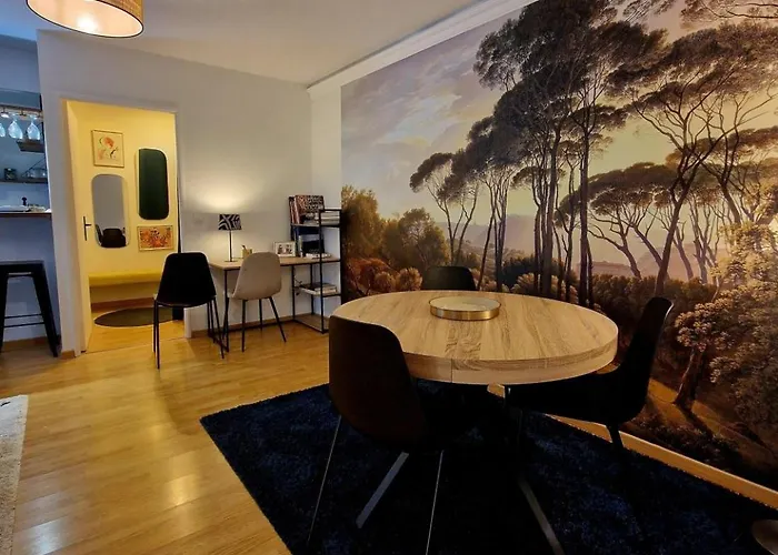 Chez Valerian, Gare De Apartment *